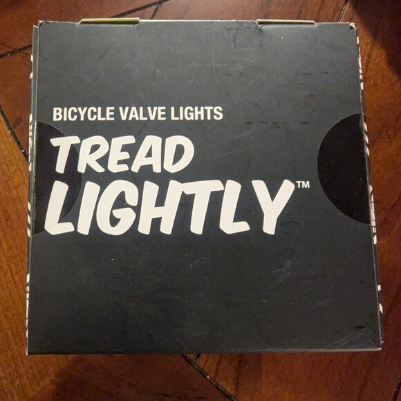 Thread Lightly Bicycle Valve Lights - Picture 4 of 4